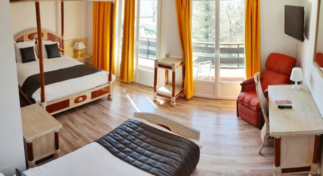 Трёхместный номер Standard Garden & City Capvern-les-Bains