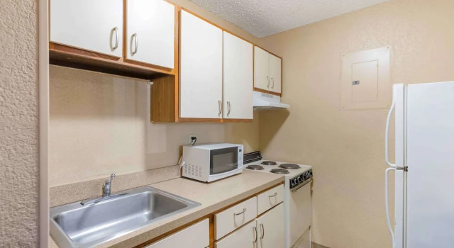 Студия Deluxe Extended Stay America Suites - Wichita - East