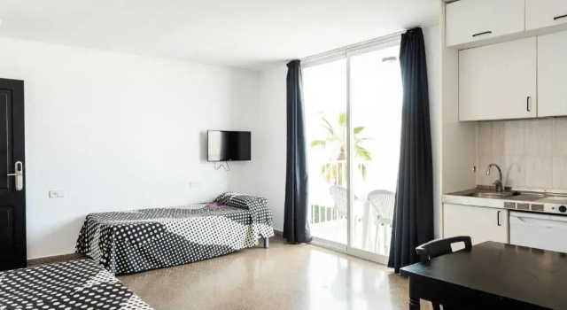 Апартаменты c 1 комнатой Ibiza Rocks Hotel