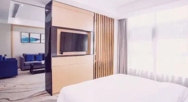 Люкс Business Four Seasons Yipin Hotel (Suzhou Wuyue Plaza Branch)