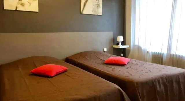 Hôtel les Boucles de Meuse, Забронировать Отель Монтерме Ardennes