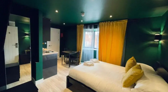 Двухместная студия Deluxe Sky City Apartments