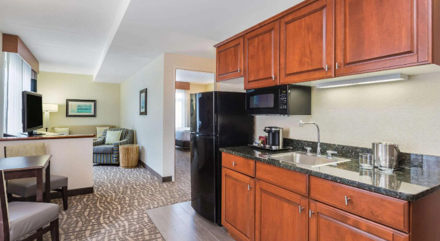 Люкс c 1 комнатой Wyndham Garden Buffalo Downtown