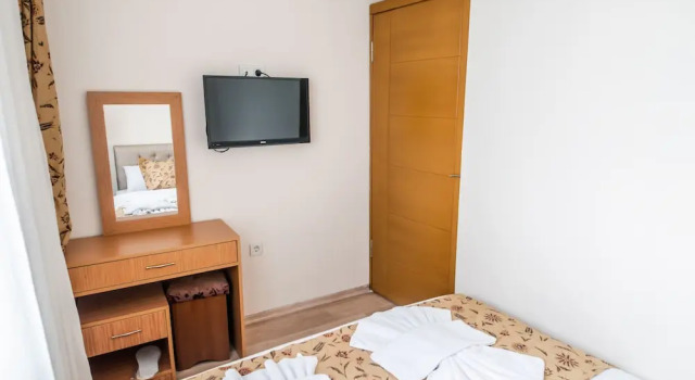 Апартаменты с балконом Camelot Apartment