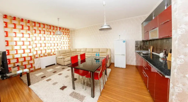 2 Rooms Dostyk 5 Apatment