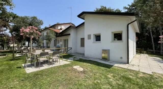 Апартаменты Villa with garden near the sea