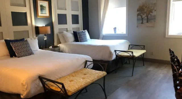 Четырёхместный номер Standard с видом на город Mercer Hotel Downtown; BW Premier Collection