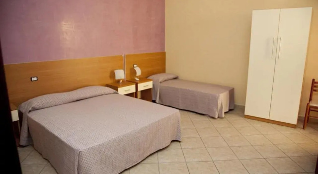 il portico dei normanni, Забронировать Отель Отели Бутера 3 звезды, 3*