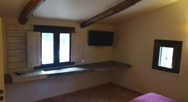 Tenuta Conte Ruggero, Book Hotel Brivadi 