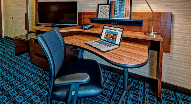 Четырёхместный номер Standard Fairfield Inn & Suites by Marriott Jackson