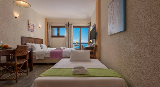 Двухместный номер Standard с видом на море Agnanti Hotel Apartments