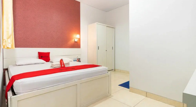De Royal by RedDoorz, Prenota Hotel Manado 