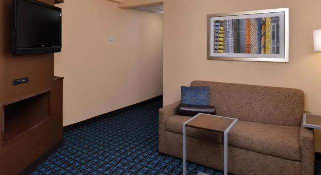 Студия Fairfield Inn & Suites Dayton Troy