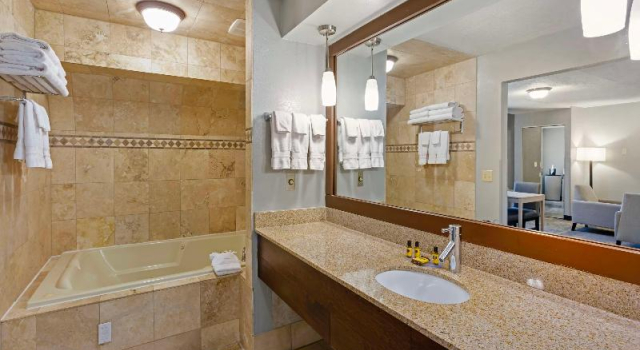 Полулюкс Best Western Plus Weston Inn