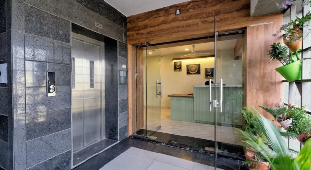 Hotel Royal 24, Réserver Hôtel Naroda Gujarat