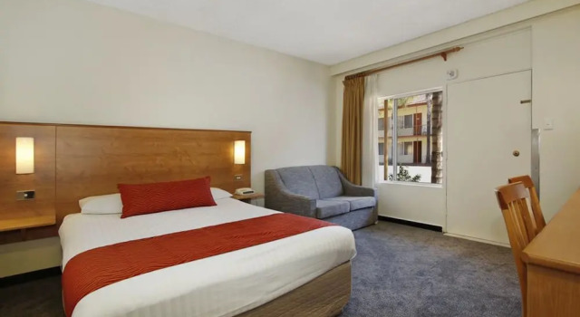Двухместный номер Deluxe с балконом Econo Lodge Griffith Motor Inn