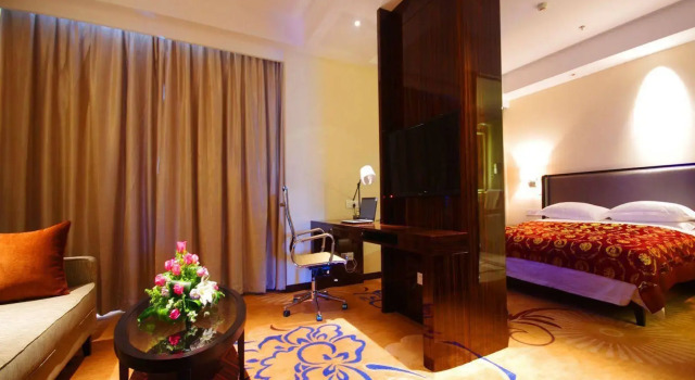 Hangzhou Shujiang Hotel, Забронировать Отель Отели Цзянган с парковкой, Парковка