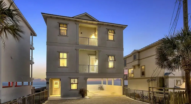 Gulf Breeze by Five Star Properties, Varaa Hotelli Hotellit Emerald Coast uima-altaalla, Uima-allas