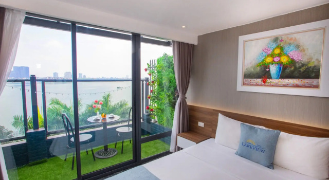 Люкс с балконом и с видом на озеро 22Land Housing Lake view 65 Trich Sai