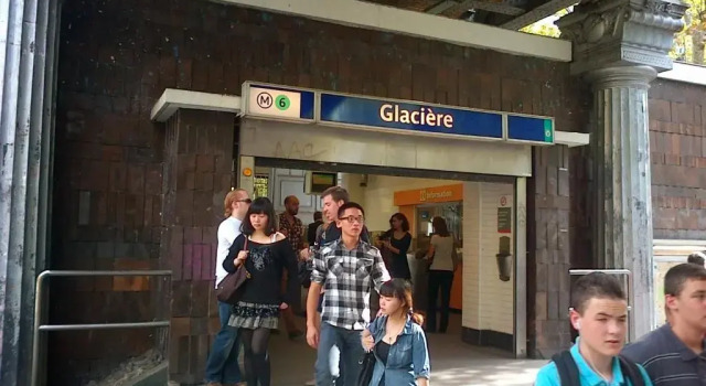 Апартаменты Appartement tout confort au pied du Métro Glacière