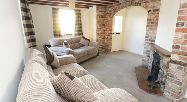 Honeysuckle Cottage, Varaa Lomakoti Mökit kohteessa Merseyside, Mökki