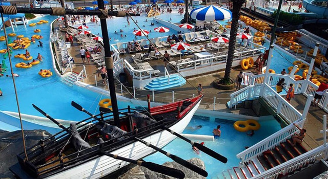 Tides at Tops'l 411, Miramar Beach, Varaa Hotelli Hotellit Emerald Coast uima-altaalla, Uima-allas