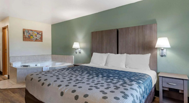 Люкс Econo Lodge Portland Airport