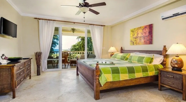 Hispaniola Beach B-6