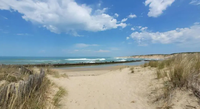 Апартаменты Appartement 6 places proche plage et avec piscine