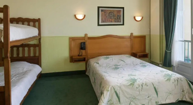 Logis Le Normandie, Rezervați Hotel Caudebec-en-Caux Seine-Maritime