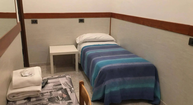 Hotel Soggiorno Blu, Забронировать Отель Рим Лацио, рядом с Репубблика — Театро-делль-Опера