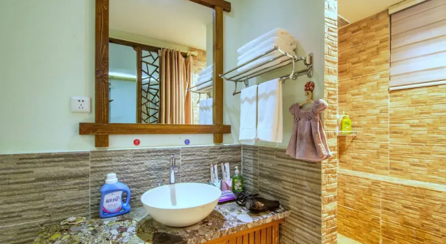 Lijiang Hidden Boutique Inn, Забронировать Бутик-отель Лицзян Юньнань, рядом с Улица Сквер-стрит Древнего города Даянь