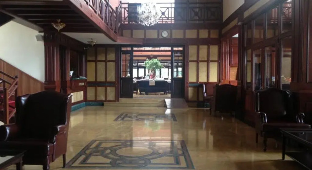 Dr Kushan Hotel