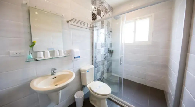 Четырёхместный номер Standard с видом на море Tiffany Homestay