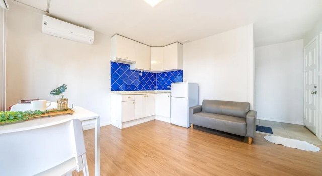 Номер Standard c 1 комнатой с балконом Boryeong Thirasel Pension