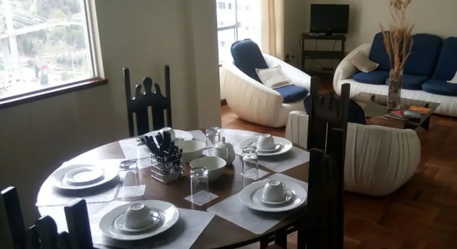 DEPARTAMENTO PISO 20a, CENTRICO, CERCA EMBAJADA AMERICANA, TELEFERICO, MALLS, VISTAS PANORAMICAS y SEGURO, Забронировать Апартаменты/квартира Отели Ла-Пас с парковкой, рядом с General Clinic Hospital, Парковка