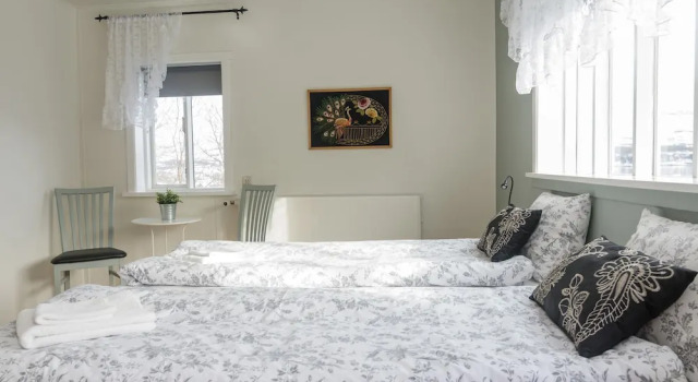 Четырёхместный семейный номер Standard Bjarmó Guesthouse