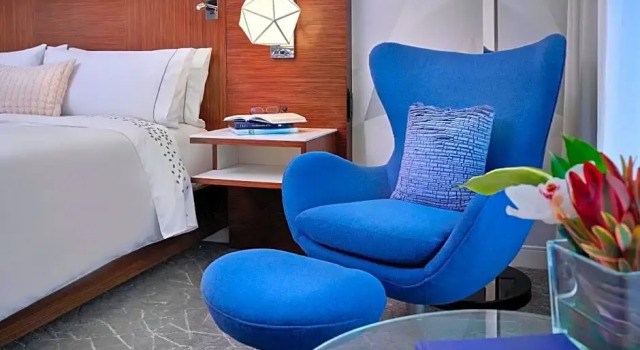 Клубный номер Standard Renaissance Edmonton Airport Hotel