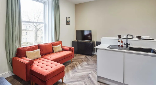 Host Stay Apartment 3 Upton House, Varaa Huoneisto Asunnot kohteessa Merseyside, Huoneisto