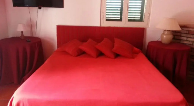 Agriturismo Gianferrante, Rezervați Hotel Hoteluri în Paterno cu parcare, Parcare