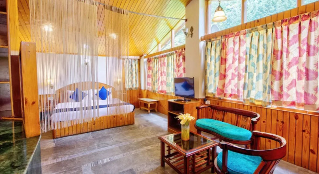 Коттедж Luxury PARADISE - The Whitehouse Cafe