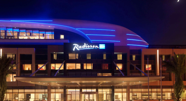 Radisson Blu Hotel, Kuwait, Book Hotel Salmiyah Howalli Governorate