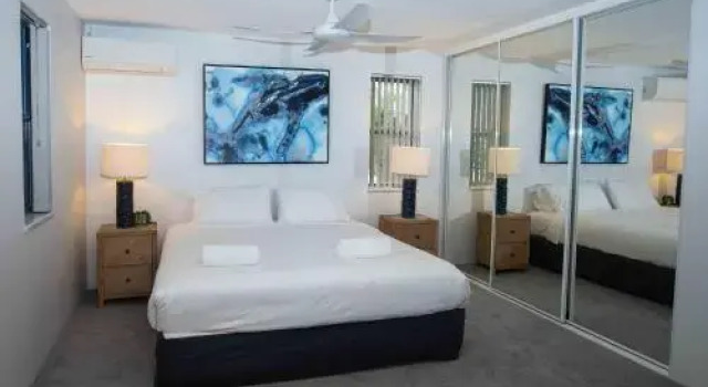 Byron Bay Accom Unit 1 46 Lawson Street, Byron Bay - Nautilus, Забронировать Отель Отели Байрон-Бей с парковкой, рядом с Пляж Пасс, Парковка