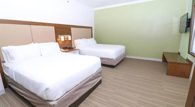 Двухместный номер Standard Holiday Inn Express Hotel & Suites Greenville by IHG