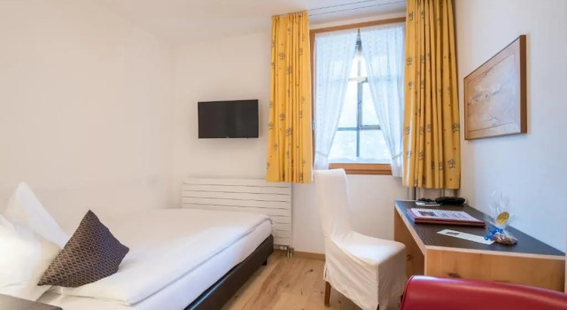 Одноместный номер с видом на горы Schweizerhaus Swiss Quality Hotel