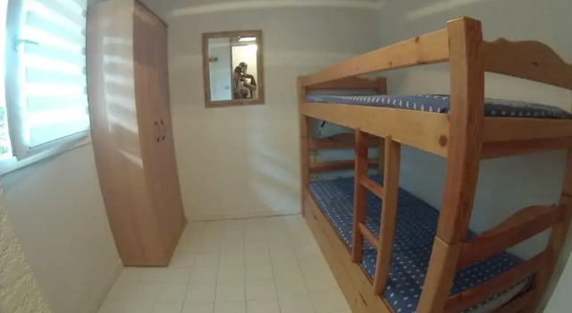 Apartment With one Bedroom in Saint-cyr-sur-mer, With Enclosed Garden, Забронировать Апартаменты/квартира Сен-Сир-сюр-Мер Bandol Wine Route, рядом с Пляж Les Lecques