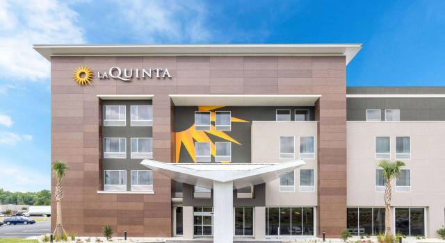La Quinta Inn & Suites by Wyndham Valdosta, Rezerwuj Hotel Valdosta Georgia
