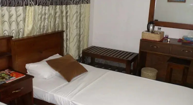 Lodge in 611, Забронировать Отель Отели Канди 3 звезды, рядом с Udawatta Kele Sanctuary, 3*
