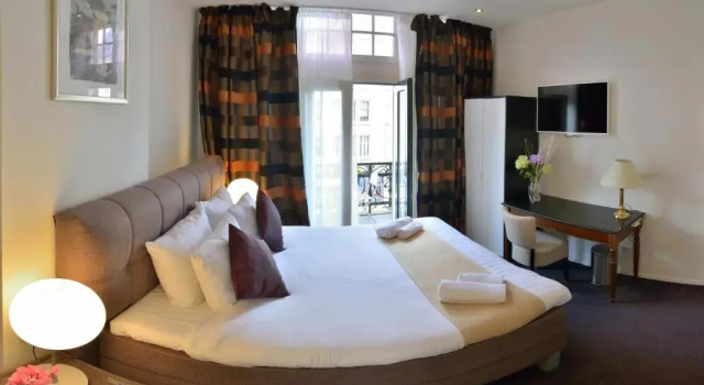 Двухместный номер Deluxe с балконом Hotel La Belle Vue