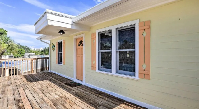 Siesta Key Village Home < Half Mi to Beach!, Забронировать Дом для отпуска Сиеста-Ки Sarasota Area